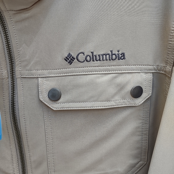 Columbia Water resistant Jacket - Picture 10 of 16